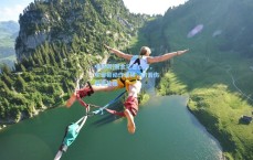 中彩网|掘金记者点评，字母哥动作谨慎，仿若伤后恩比德