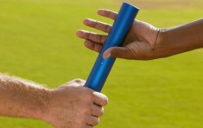 体育彩票：母命难违！多古赛后温情转身，母亲一句提醒唤醒球星担当