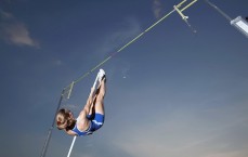 江苏体彩网-阿隆索指出状态持续性为皇马争冠基石，名宿呼吁团队稳定性提升